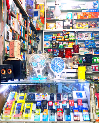 ডেকোরেশন+মালামাল লসে বিক্রয়